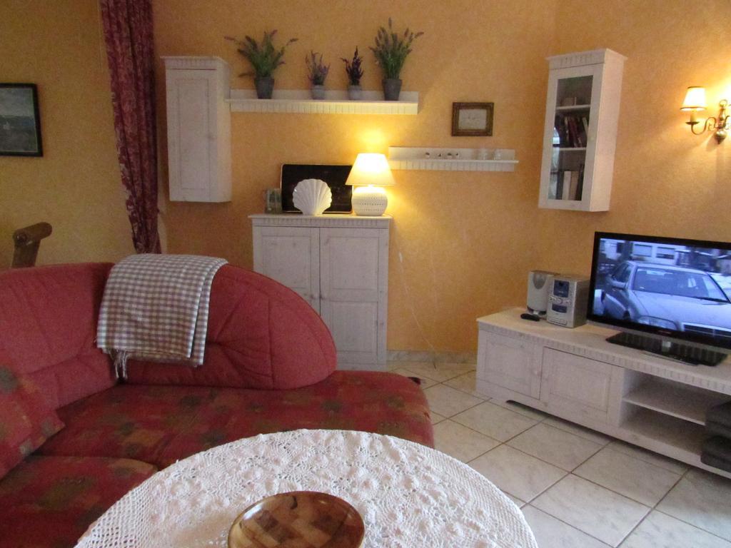 Nordsee "Haus Luttenblick" Whg.: Meeresrauschen Apartment Wyk auf Foehr Exterior photo